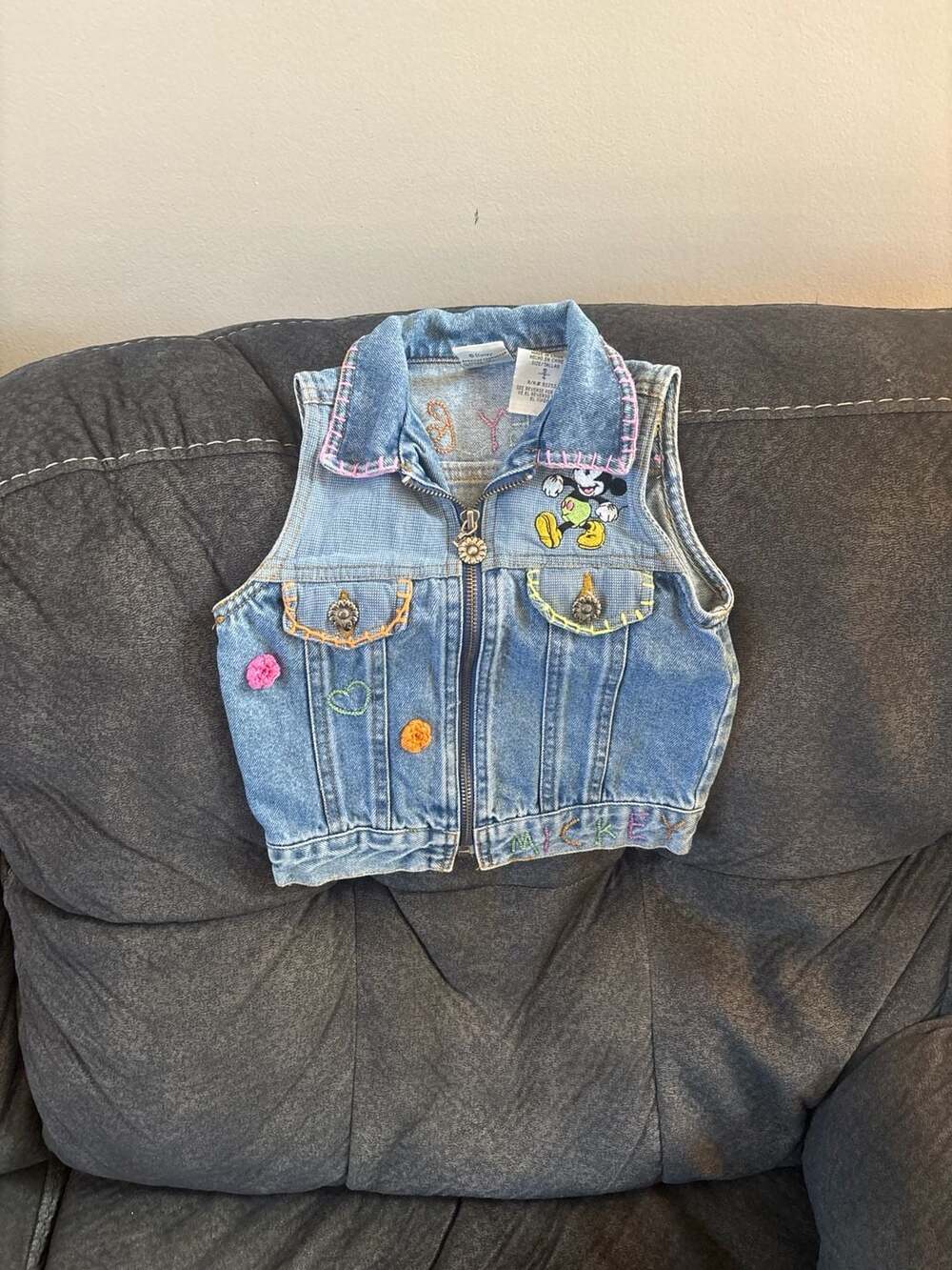 Vintage Mickey & Co. Girls Embroidered Denim Vest Size 4/5